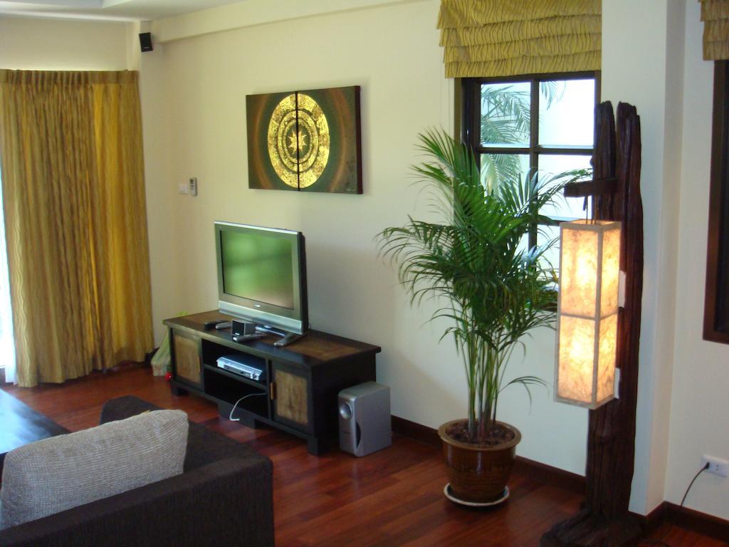 Sunset Apartment Phuket Patong Exterior photo